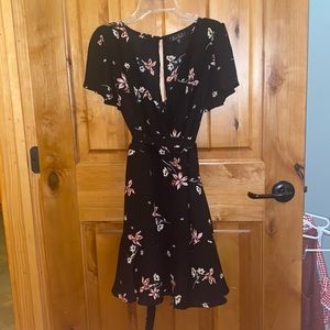 Short black dress with flowers